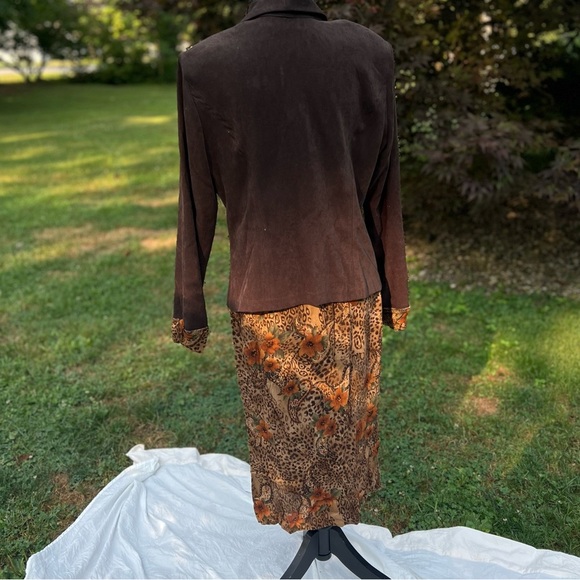 R&K Brown and Orange Leopard Print Pencil Skirt and Suede Jacket Coord Set - Picture 5 of 9